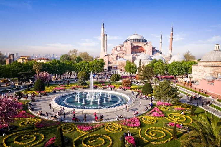 Exploring the Rich History and Tourism Potential of Istanbul