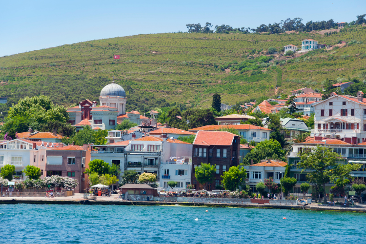 Exploring the Enchanting Princes' Islands of Istanbul